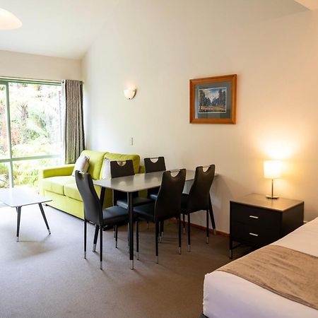 Motel Punga Grove Franz Josef Esterno foto