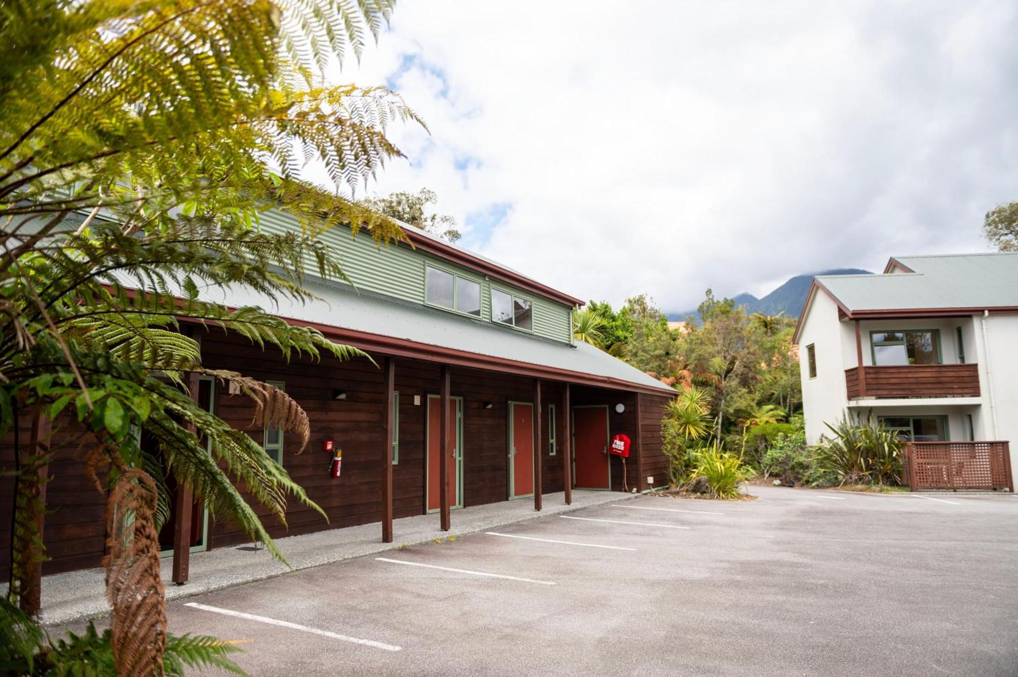 Motel Punga Grove Franz Josef Esterno foto